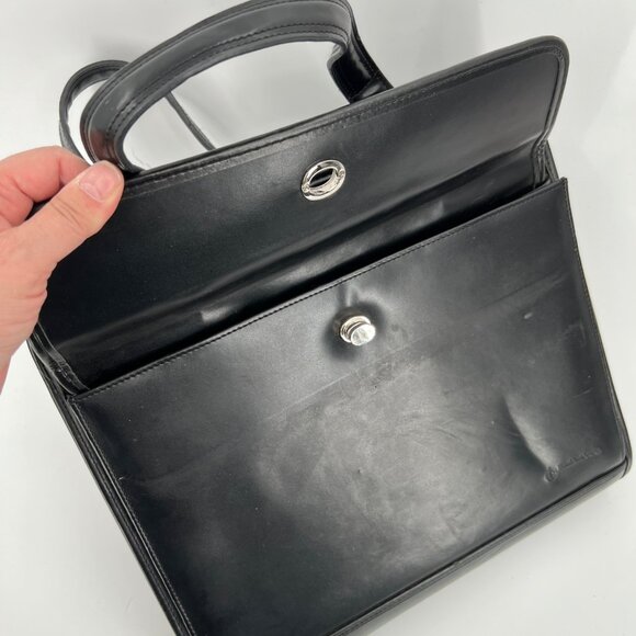 Franklin Covey Briefcase Style 3 Ring Binder with Calculator and Turnlock Pocket - Picture 5 of 6